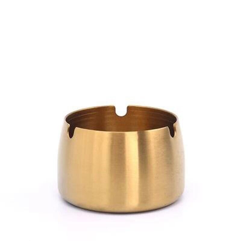 Aschenbecher aus Stahl Design