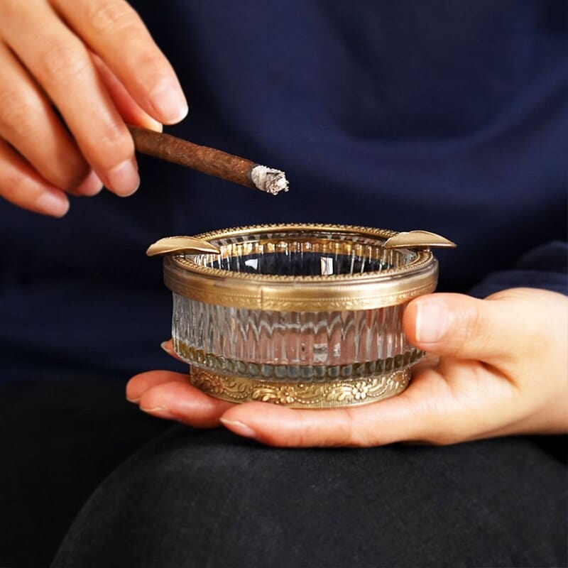 Aschenbecher Jahr 70