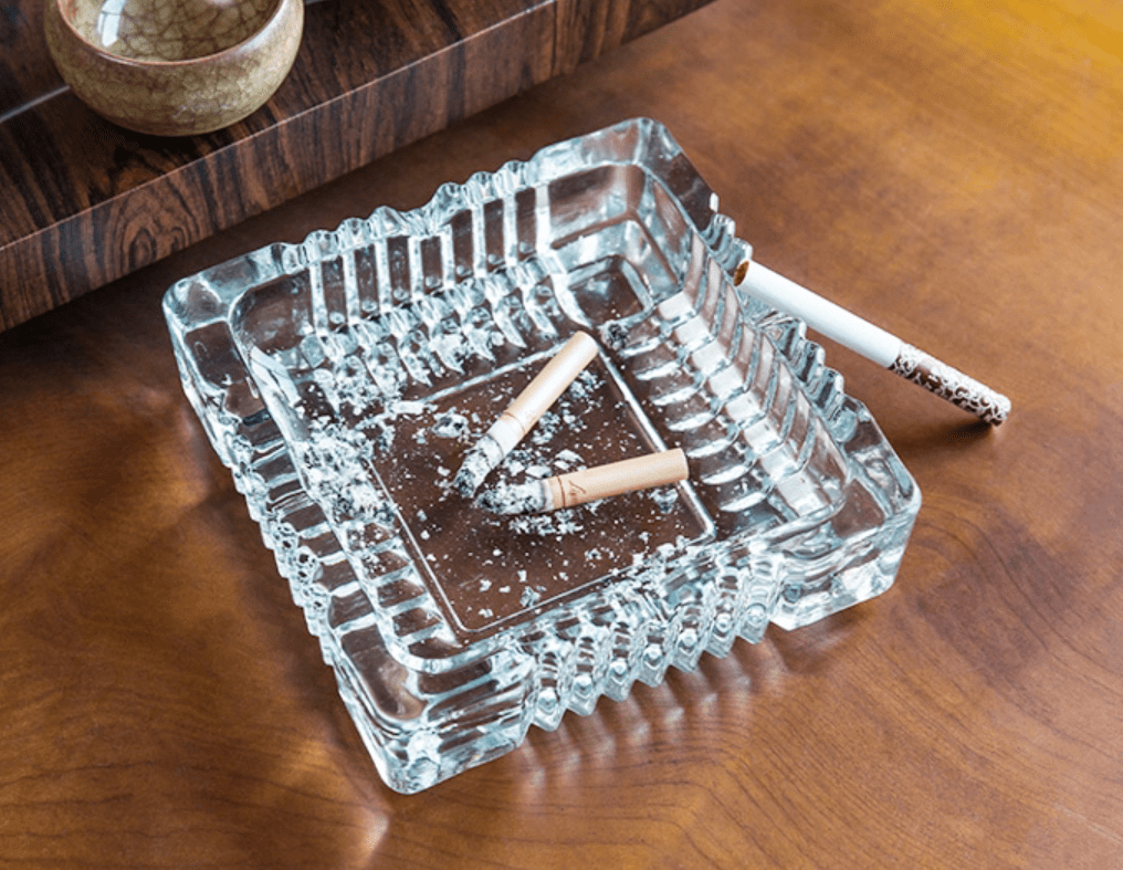 Schicker Aschenbecher