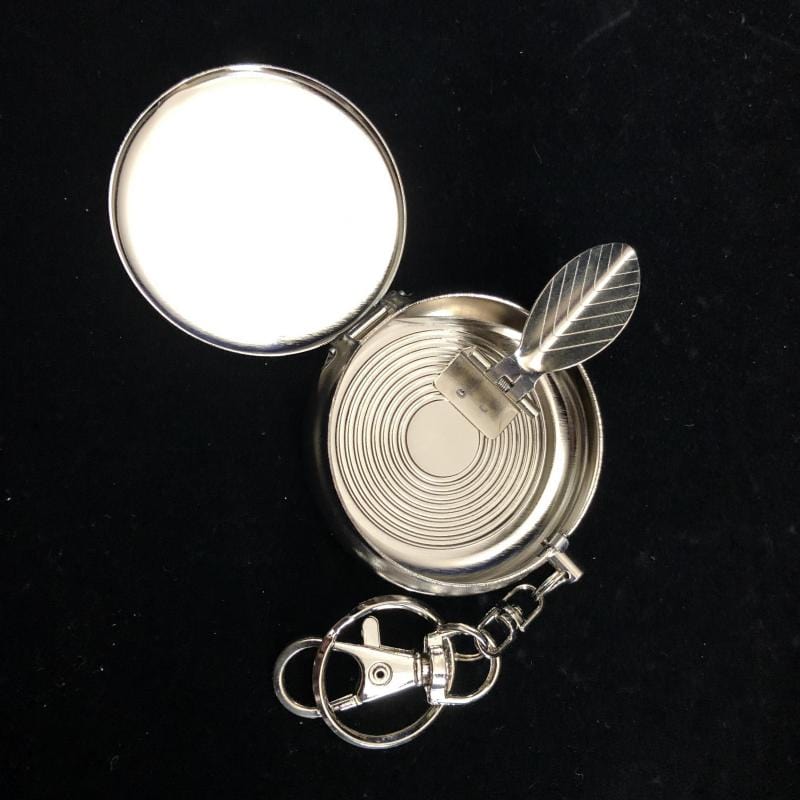 Taschenaschenbecher Totenkopf